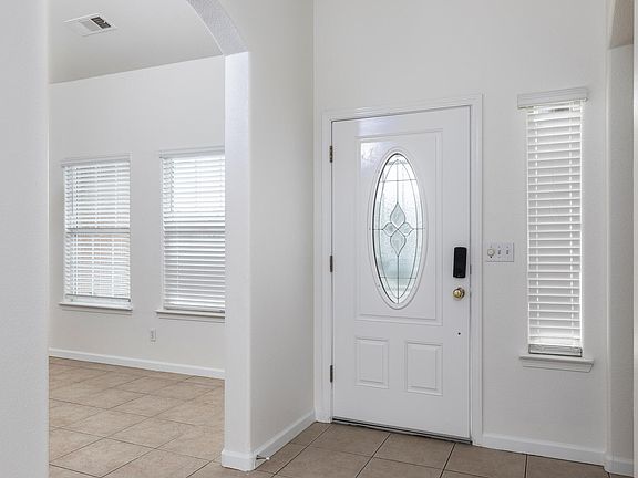 5th image of 1847 E Lauren Avenue