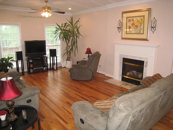 5th image of 1035 Ashton Glen Cir
