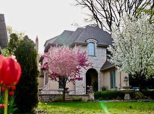 823 Phillippa St, Hinsdale, IL 60521