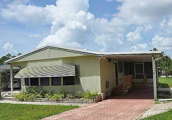 3rd image of 14157 Speidel Ct