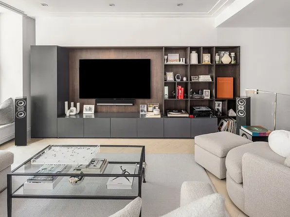 16 W 21st St APT 8A, New York, NY 10010