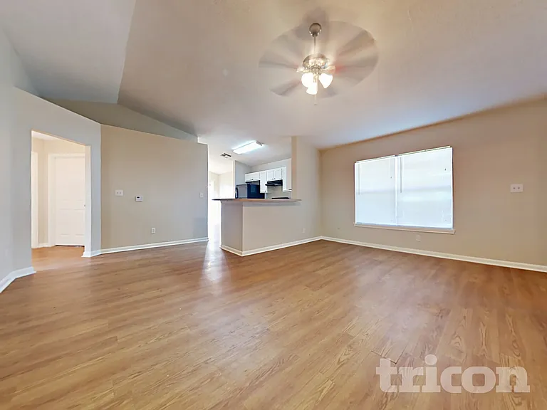 3239 Kelling St — Photo 6