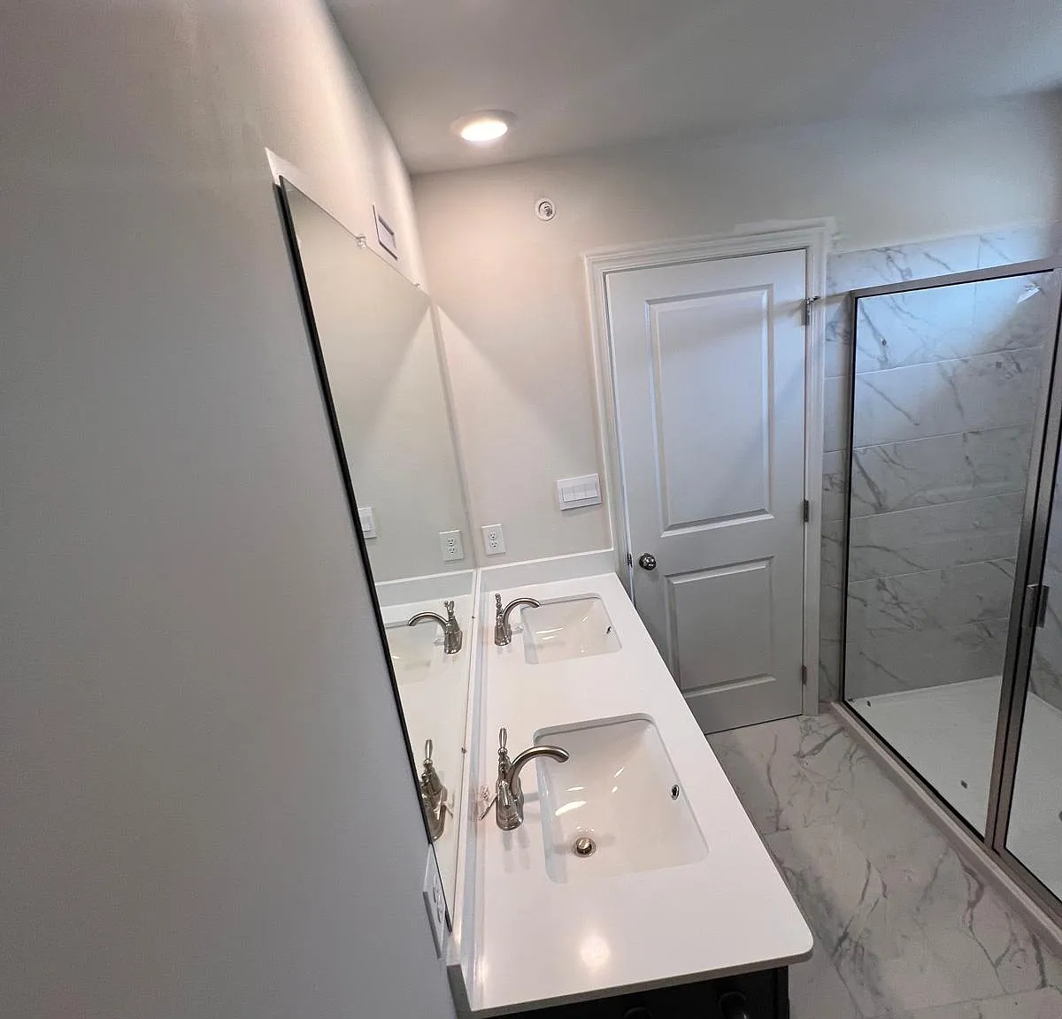 3 bed, 2208 sqft, $3,000 — Photo 3