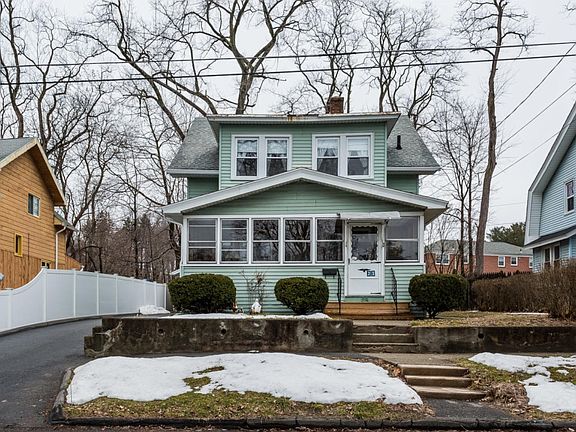 3rd image of 23 Webster Ave
