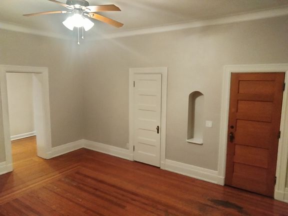 2nd image of 985 Dana Ave APT A