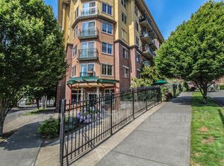 700 E Denny Way UNIT 208, Seattle, WA 98122