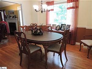 4th image of 157 Kingsley Park Dr