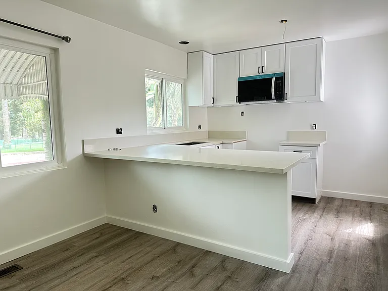 1501 Santa Barbara St #A — Photo 8