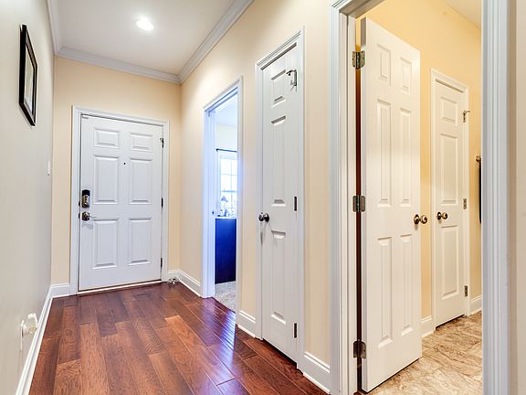 2nd image of 7012 Pemmbrooke Shire Ln