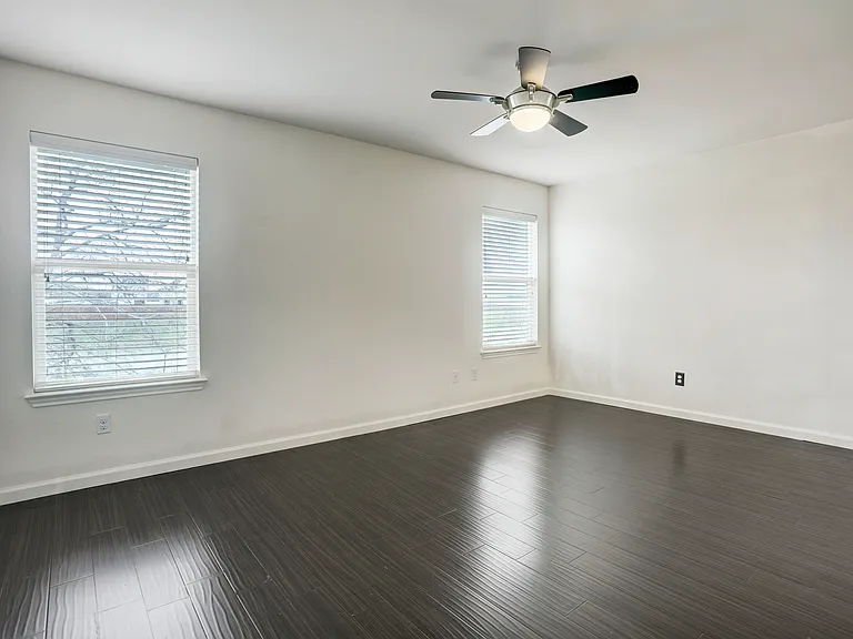 14608 Walt Whitman Trl #B — Photo 8