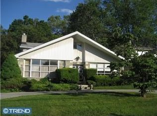 719 Foster Rd, Cheltenham, PA 19012