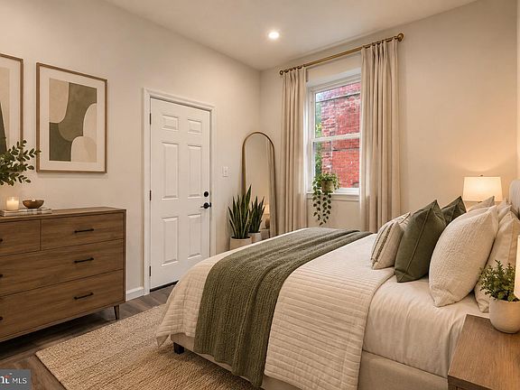 5th image of 5812 Hadfield St #1