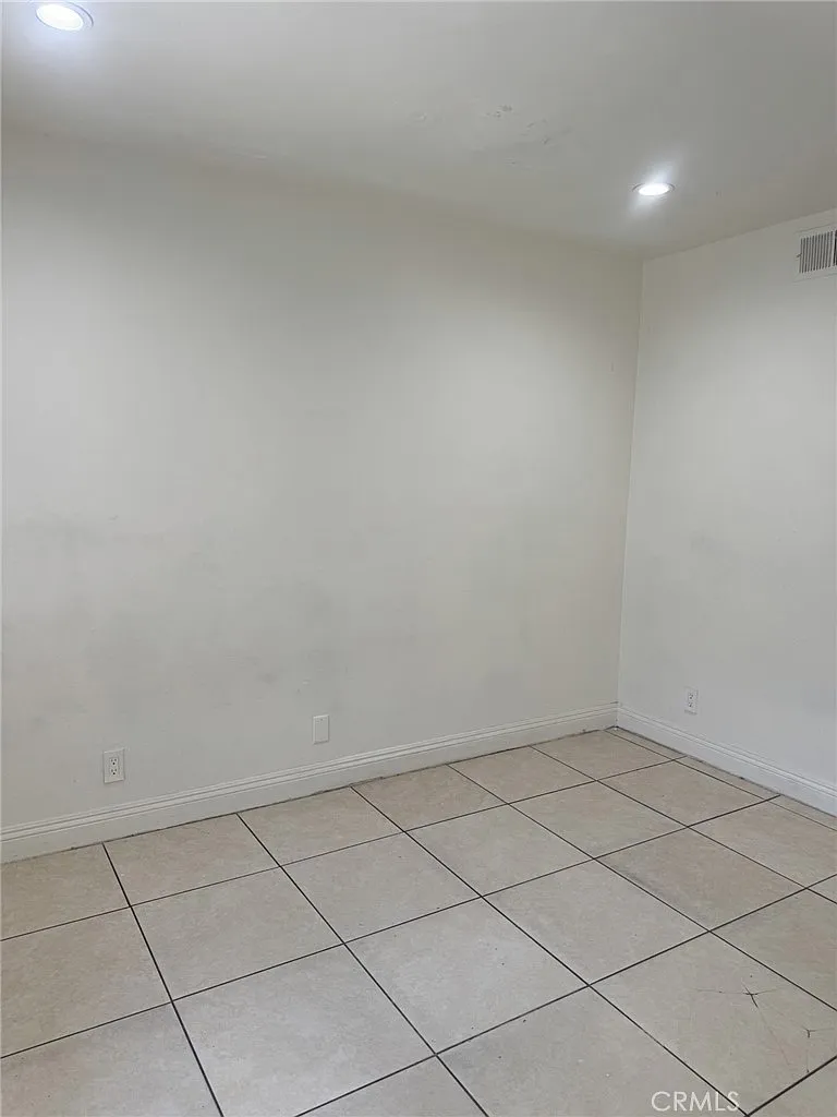 2 bed, 779 sqft, $2,395 — Photo 4
