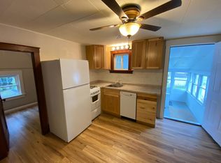 216 N Genesee St #A, Davison, MI 48423