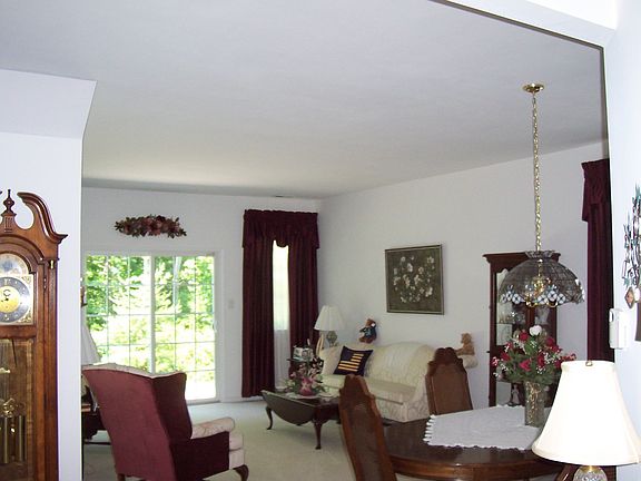 Living rm. dinning rm.