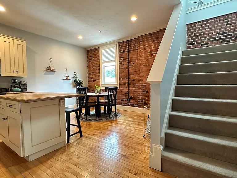 310 Court St #4 — Photo 2