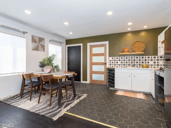 4525 Pasadena Ave, Long Beach, CA 90807