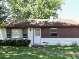 234 Maplewood Dr, Antioch, IL 60002