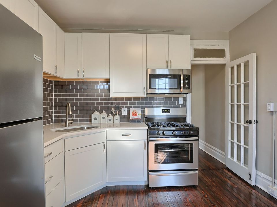 1st image of 1818 Green St APT 2