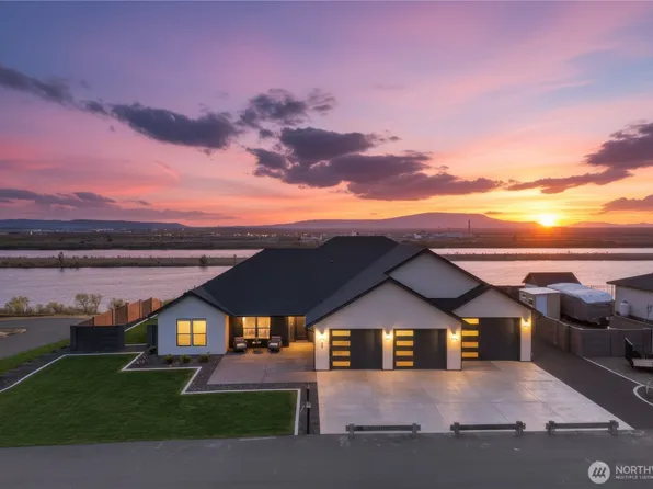 57 Columbia Bluff Lane, Pasco, WA 99301