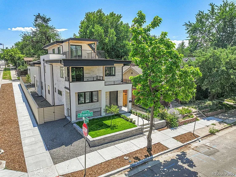 300 S Franklin St — Photo 45