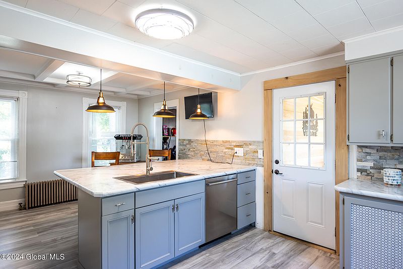 5th image of 15-17 Preston Street