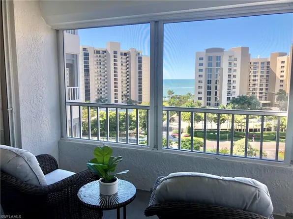 11116 Gulf Shore Dr #B-801, Naples, FL 34108