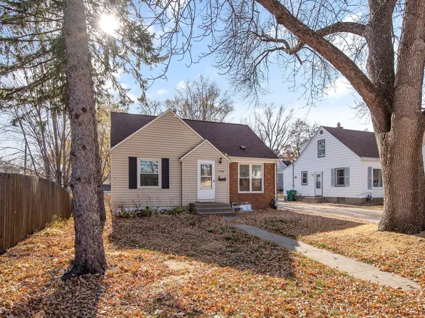 7709 Minnetonka Blvd, Saint Louis Park, MN 55426