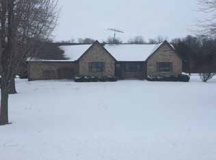 20533 Beaverton Rd, Poplar Grove, IL 61065