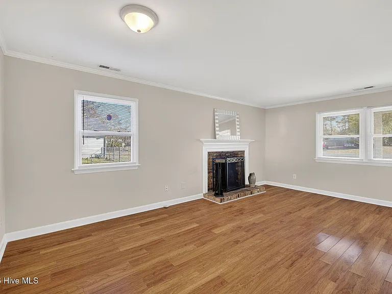 5201 Lord Tennyson Dr — Photo 11