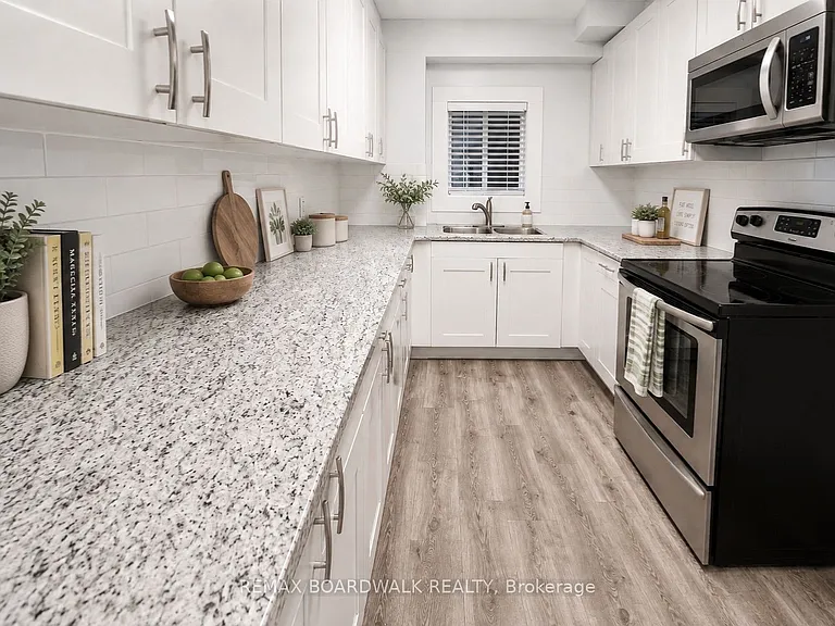 332 Shakespeare St #1 — Photo 11