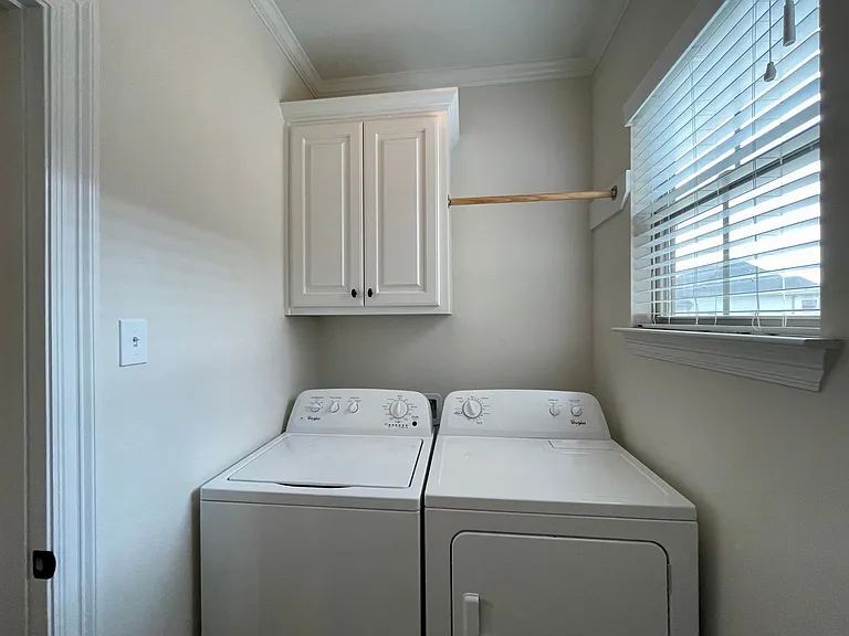 17229 Ledgestone Dr — Photo 16