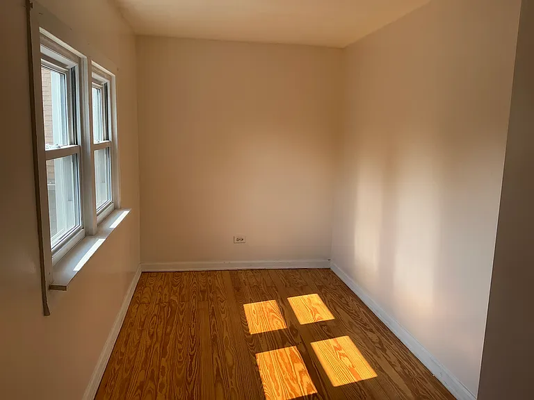 2104 N Merrimac Ave — Photo 14