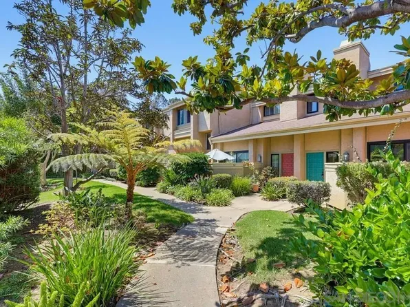 3249 Caminito Eastbluff Unit 31, La Jolla, CA 92037