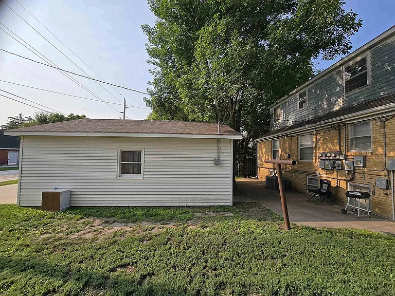 206 Ash St #D — Photo 9