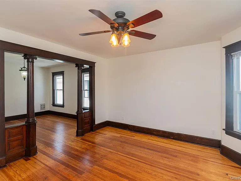 15 Taylor Ave — Photo 12