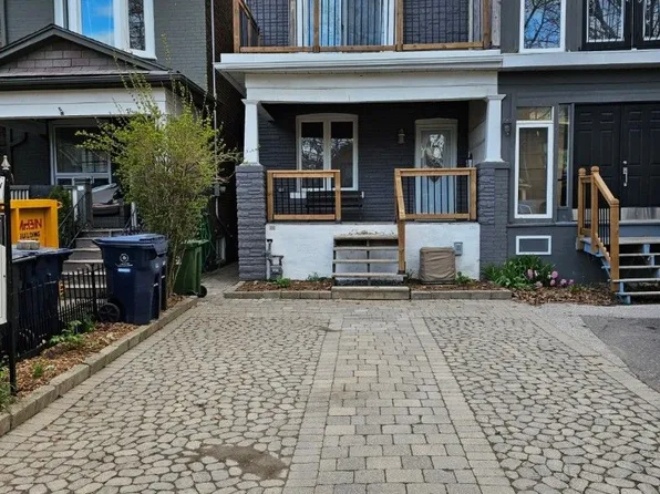50 Ashdale Ave, Toronto, ON M4L 2Y7