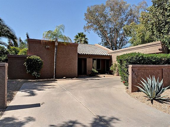 3rd image of 8707 E San Jacinto Dr