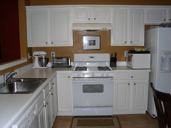 Kitchen with tile floor
