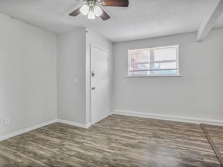 Walnut Ridge Apartments — Photo 4