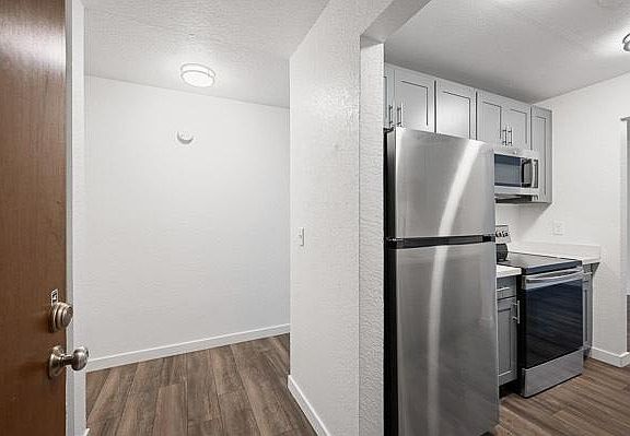 2nd image of 4345 32nd Ave W #202