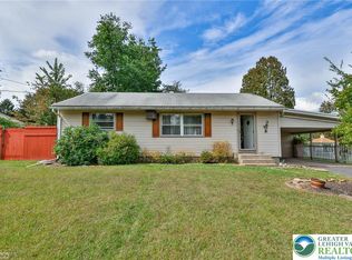 1360 Toboggan Trl, Easton, PA 18040