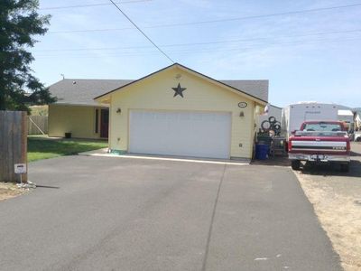 406 1/2 Evergreen Dr, Tillamook, OR, 97141