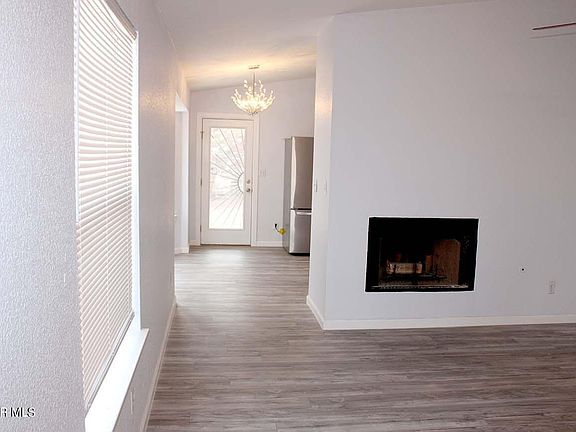 3rd image of 7572 Plaza Taurina Dr