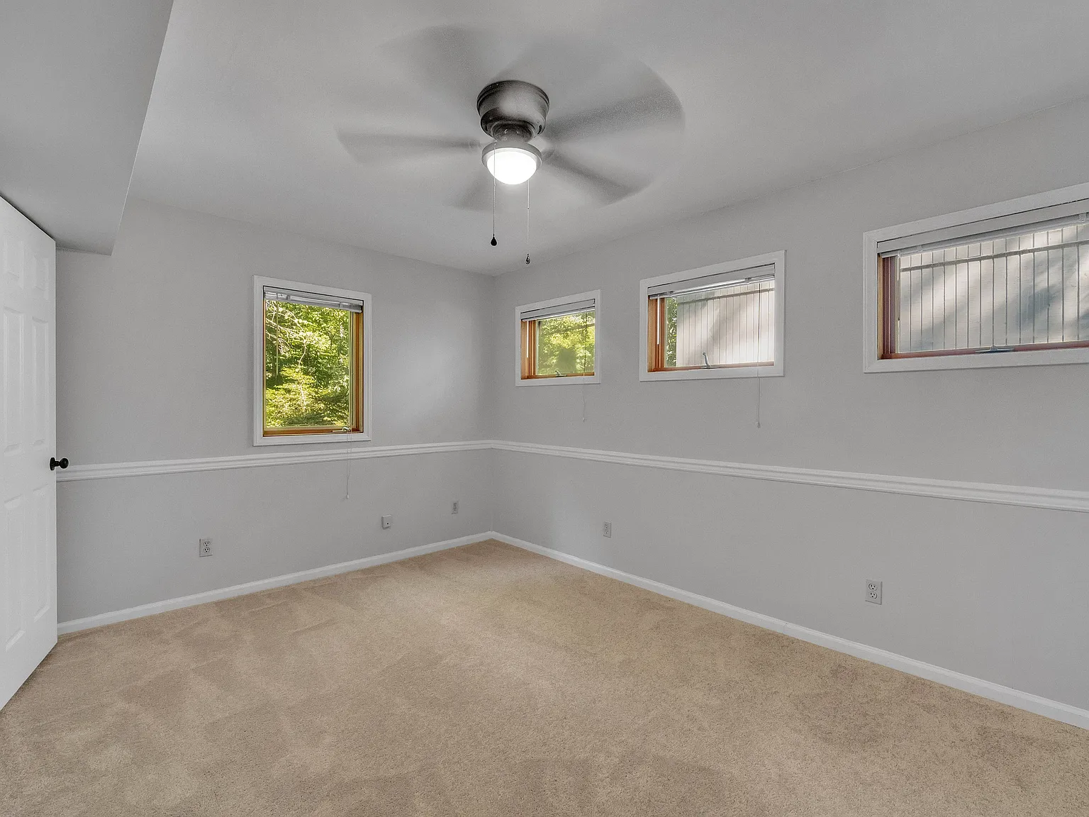 Knollwood Ct W, Charlotte — Photo 2