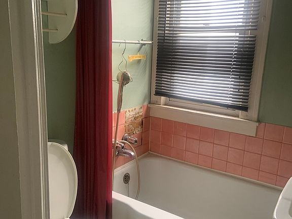 5th image of 8633 S Ada St