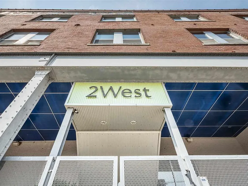 2 W Ge Patterson Ave #215