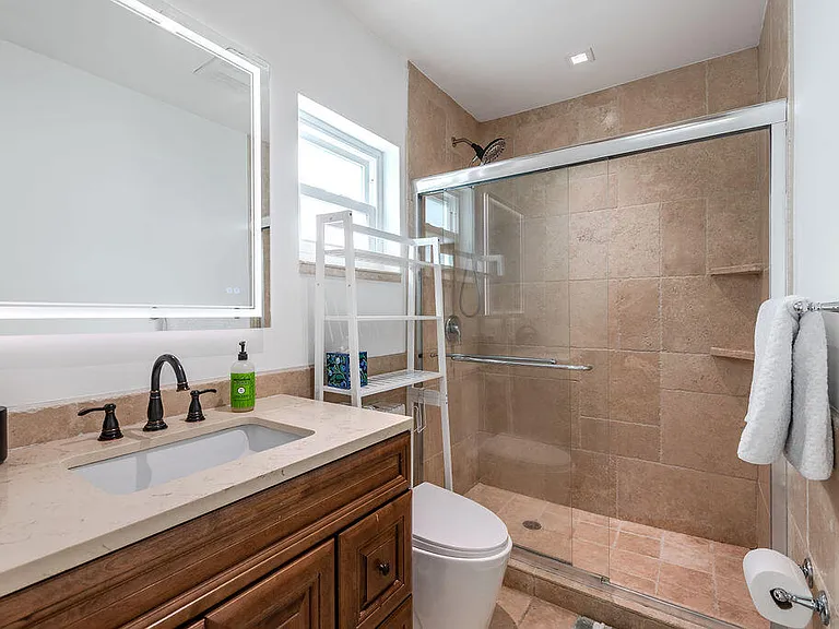 115 Saint Cloud Ln — Photo 28