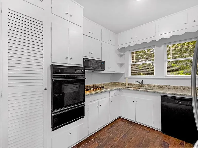 2794 Lake Harbin Rd — Photo 10