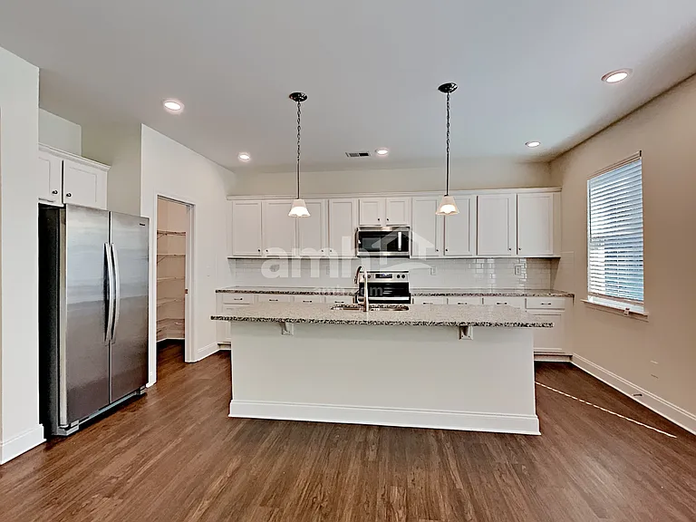 3557 Okelly Dr — Photo 4